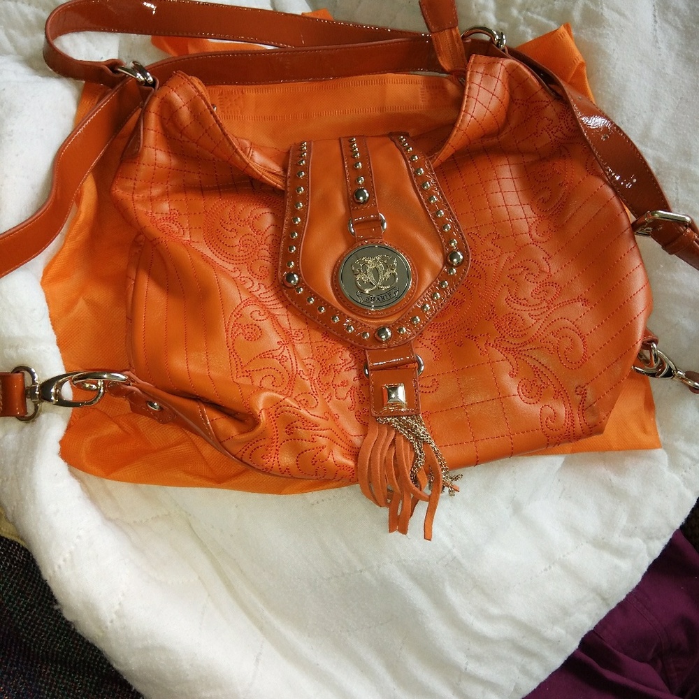 Sharif handbag